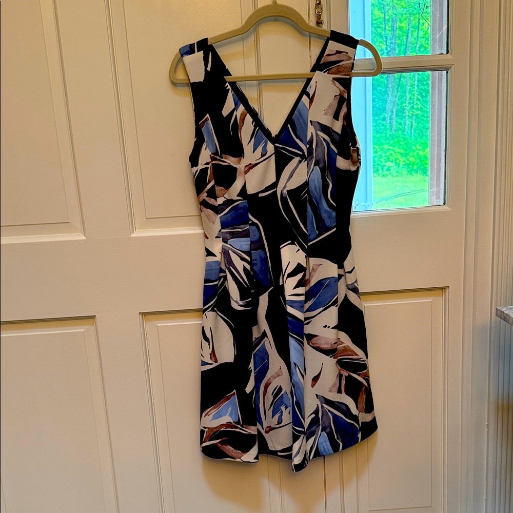 Vince Camuto Black and Blue Abstract Mini Dress